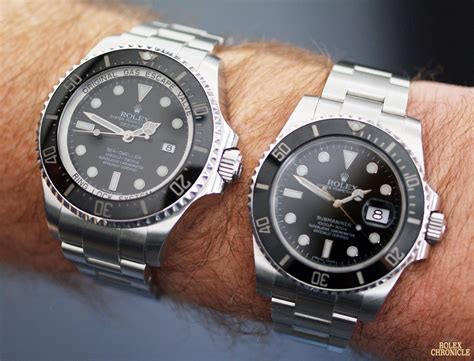 rolex sea dweller 4000 vs submariner|rolex submariner vs deepsea.